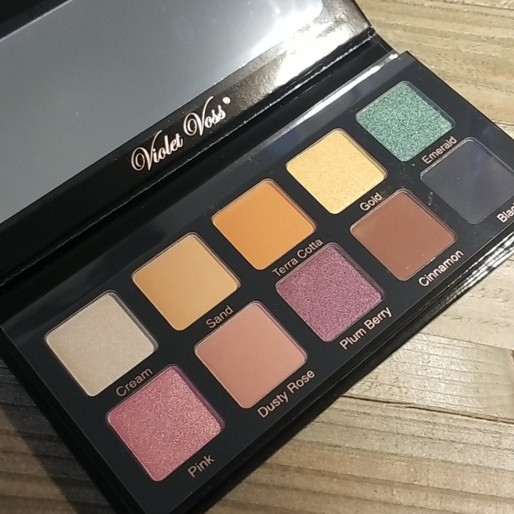 Violet Voss palette